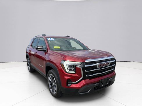 Used 2025 GMC Terrain Elevation w/ Elevation Premium Package AWD/4WD image 15