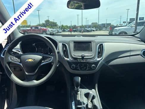 Used 2022 Chevrolet Equinox LT FWD image 14