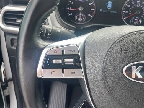 Used 2021 Kia Telluride LX AWD/4WD image 24