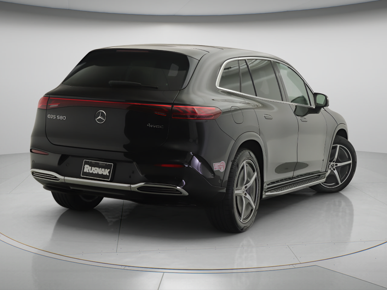 Used 2023 Mercedes-Benz EQS 580 4MATIC SUV image 4