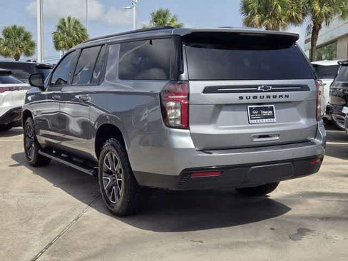 Used 2023 Chevrolet Suburban Z71 AWD/4WD image 4
