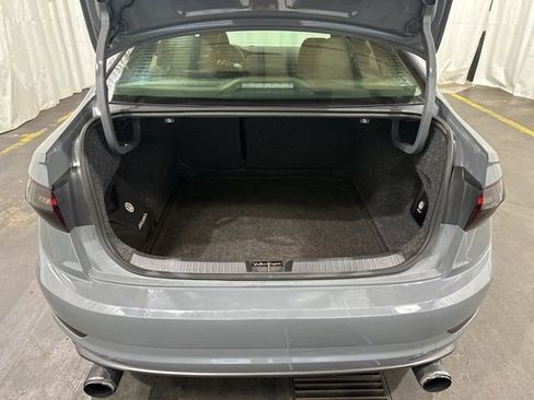 Used 2021 Volkswagen Jetta GLI image 13