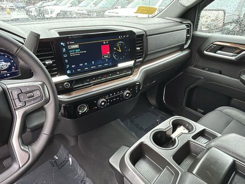Used 2023 Chevrolet Silverado 1500 RST image 20