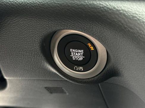 New 2026 Chrysler Voyager LX FWD image 18