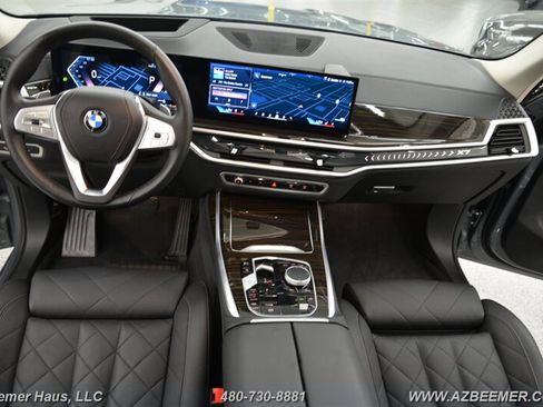 Used 2025 BMW X7 xDrive40i image 16