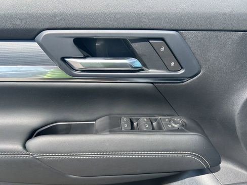 New 2026 GMC Terrain Elevation image 24