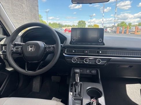 Used 2024 Honda Civic LX image 10