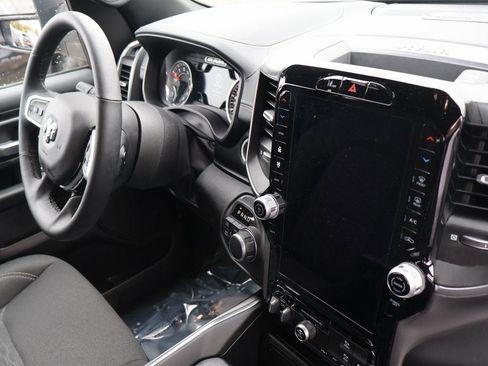 Used 2025 RAM 1500 Big Horn image 10
