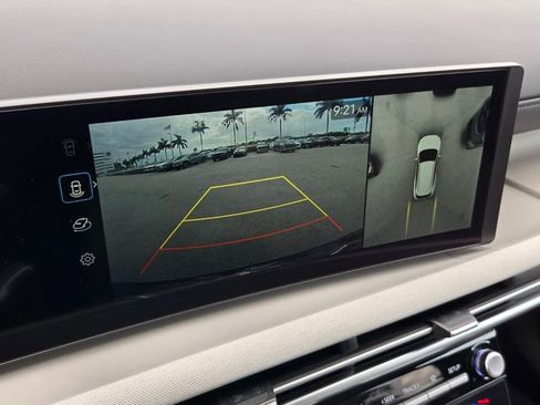 Used 2025 Hyundai Tucson Limited AWD/4WD image 10