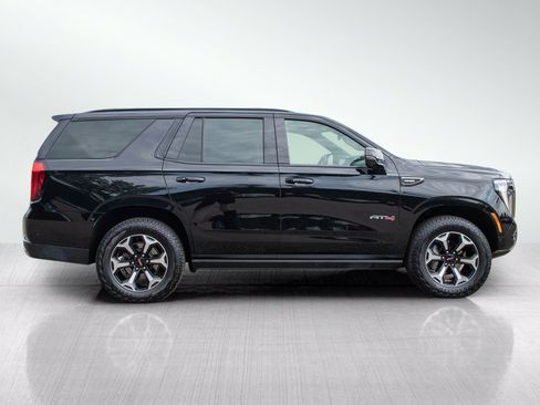 Used 2026 GMC Yukon AT4 w/ AT4 Premium Plus Package AWD/4WD image 6
