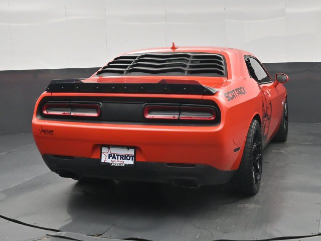Used 2020 Dodge Challenger R/T Scat Pack RWD image 2