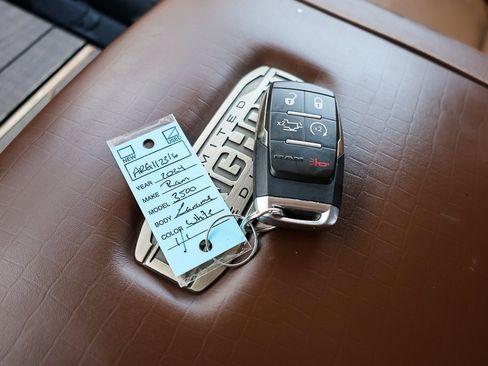 Used 2024 RAM 3500 Limited image 24