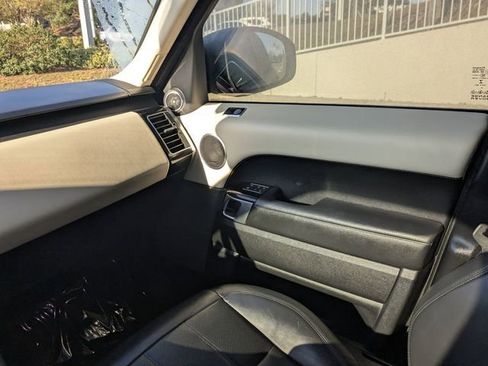 Certified 2022 Land Rover Range Rover Sport HSE Silver Edition image 14