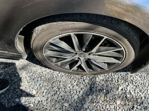Used 2021 Toyota Camry SE FWD image 26