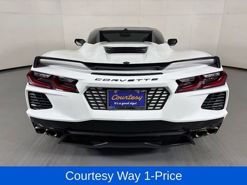 Used 2023 Chevrolet Corvette Stingray Premium Conv w/ Z51 Performance Package RWD image 9