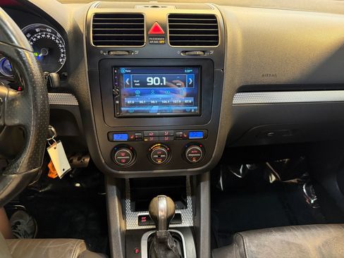 Used 2008 Volkswagen R32 AWD/4WD image 17