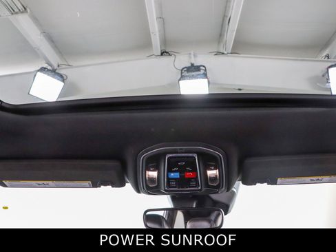 Used 2022 Jeep Grand Cherokee Altitude image 21