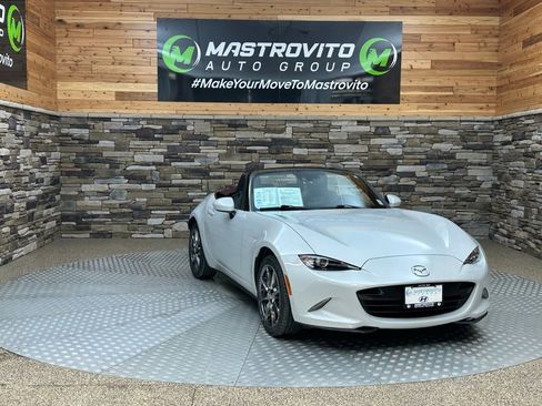 Used 2018 MAZDA MX-5 Miata Grand Touring image 10