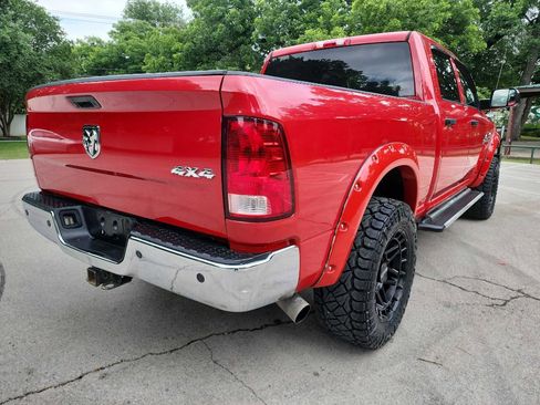 Used 2014 RAM 2500 Tradesman w/ Chrome Appearance Group AWD/4WD image 9