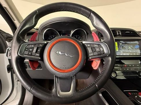 Used 2019 Jaguar F-PACE Prestige AWD/4WD image 33