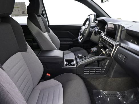 Used 2025 Toyota 4Runner TRD Off-Road image 16