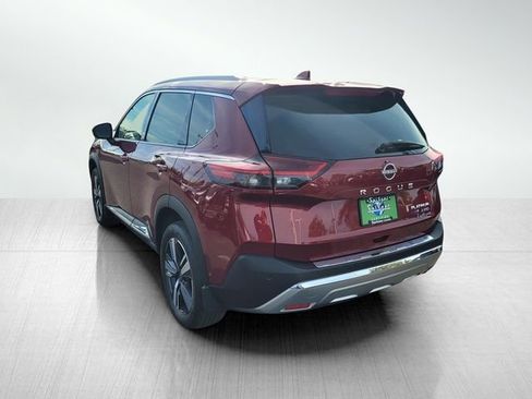 Used 2022 Nissan Rogue Platinum w/ Head-Up Display Package image 9