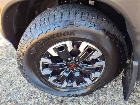Certified 2024 Nissan Frontier Pro-X w/ Pro Convenience Package image 21