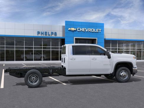 New 2026 Chevrolet Silverado 3500 W/T image 5
