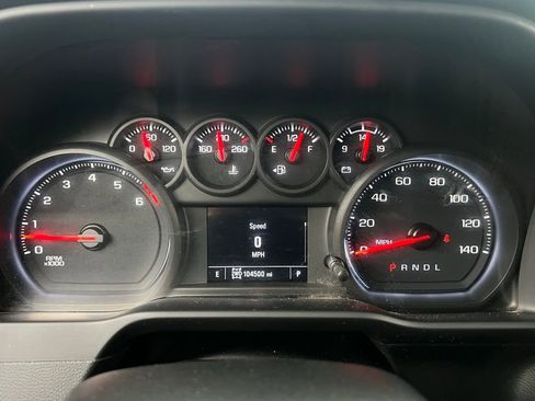 Used 2021 Chevrolet Silverado 2500 Custom w/ Custom Value Package image 24