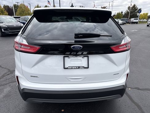 Used 2022 Ford Edge SEL image 6