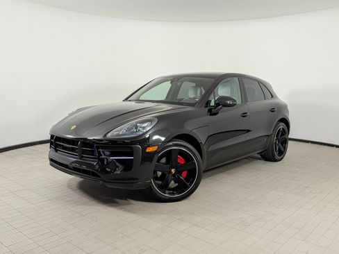 Certified 2020 Porsche Macan GTS AWD/4WD image 1