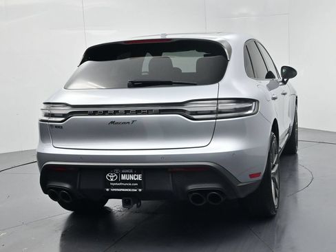 Used 2024 Porsche Macan AWD/4WD image 7