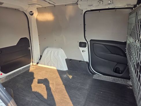 Used 2022 RAM ProMaster City Tradesman FWD image 27