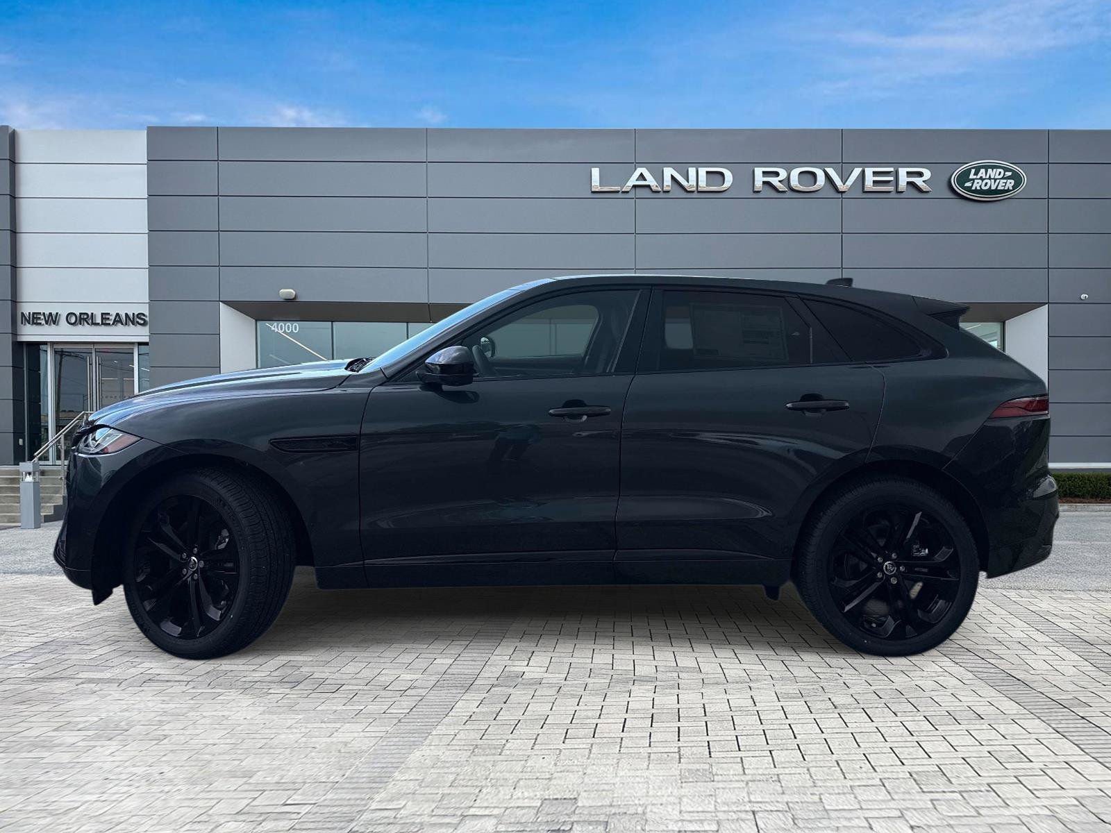 New 2026 Jaguar F-PACE R-Dynamic S AWD/4WD image 2
