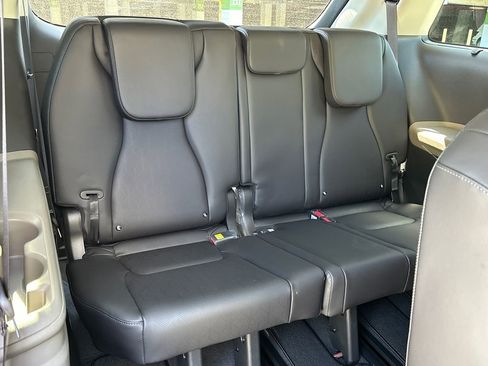 New 2026 Kia Carnival EX FWD image 16