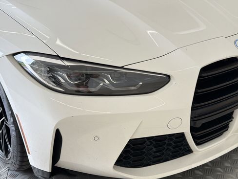Used 2023 BMW M4 xDrive Competition w/ Executive Package AWD/4WD image 11