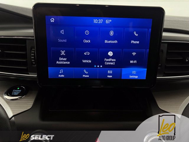 Used 2020 Ford Explorer XLT w/ Equipment Group 202A AWD/4WD image 12