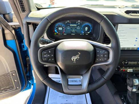 New 2025 Ford Bronco Badlands image 44