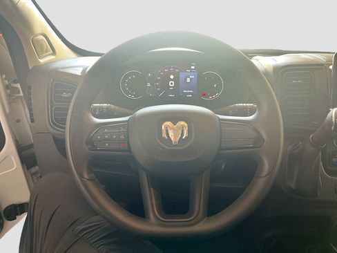 Used 2025 RAM ProMaster 2500 FWD image 11