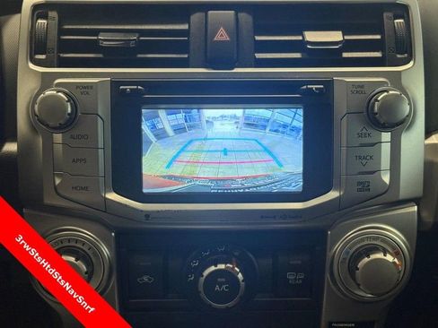 Used 2016 Toyota 4Runner SR5 Premium image 20