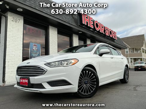 Used 2018 Ford Fusion S image 1