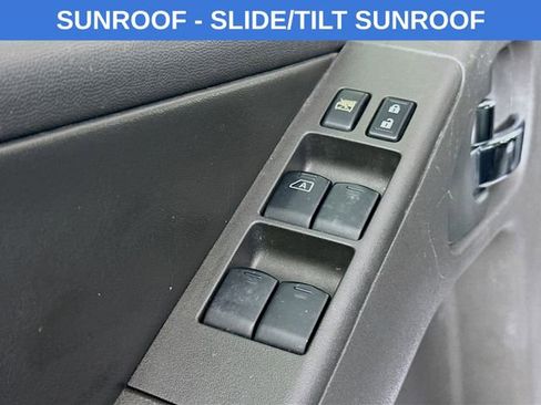 Used 2012 Nissan Frontier PRO-4X w/ Pro-4x Luxury Pkg image 17