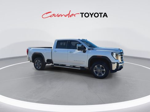 Used 2025 GMC Sierra 2500 SLT w/ SLT Premium Package image 2