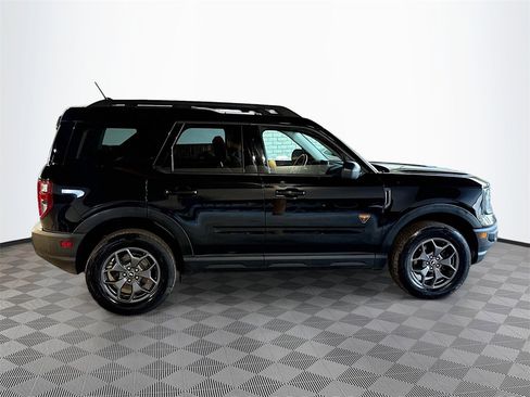Used 2022 Ford Bronco Sport Badlands w/ Premium Package image 2