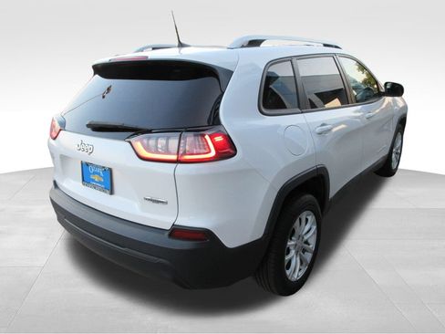 Used 2020 Jeep Cherokee Latitude FWD image 5