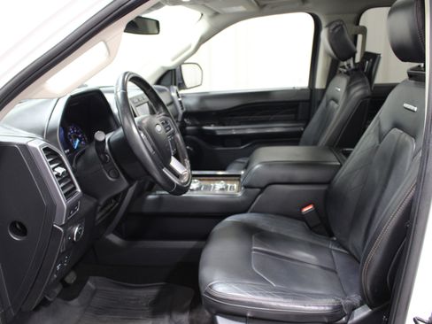Used 2020 Ford Expedition Max Platinum image 3