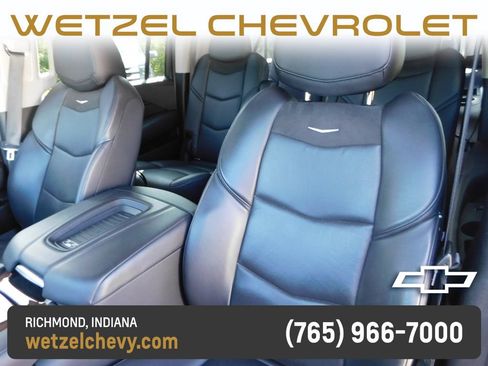 Certified 2020 Cadillac Escalade ESV Premium Luxury AWD/4WD image 17