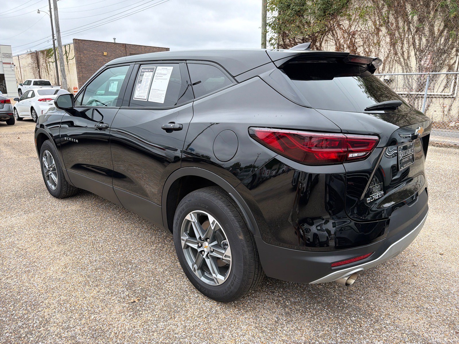 Used 2025 Chevrolet Blazer LT FWD image 4