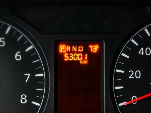 Used 2013 Nissan NV 3500 SV w/ Technology Pkg image 31