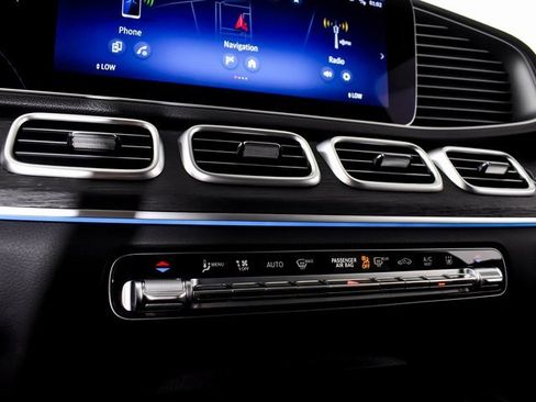 Certified 2025 Mercedes-Benz GLE 450e 4MATIC image 25